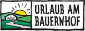 Logo Urlaub am Bauernhof mit Sonnenaufgang und Landhaus